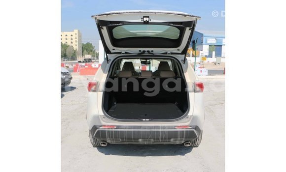 Buy Import Toyota Fielder White Car in Import - Dubai in Malawi Buy Import Toyota Fielder White Car in Import - Dubai in Malawi