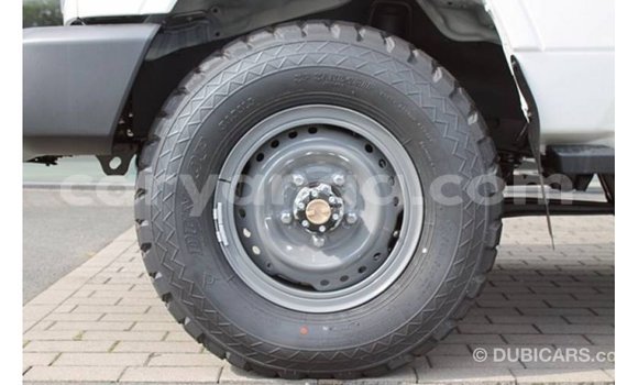 Buy Import Toyota Land Cruiser White Car in Import - Dubai in Malawi Buy Import Toyota Land Cruiser White Car in Import - Dubai in Malawi