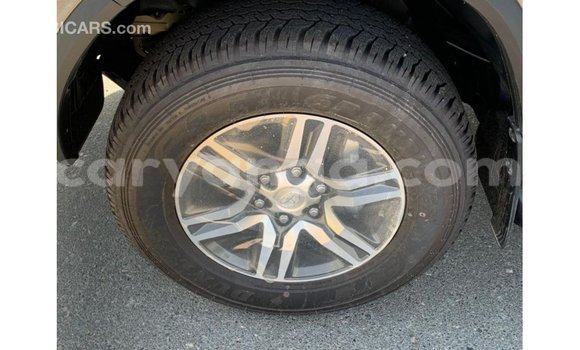 Acheter Import Voiture Toyota Fortuner Autre à Import - Dubai, Malawi Acheter Import Voiture Toyota Fortuner Autre à Import - Dubai, Malawi