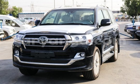 Buy Import Toyota Land Cruiser Black Car in Import - Dubai in Malawi Buy Import Toyota Land Cruiser Black Car in Import - Dubai in Malawi