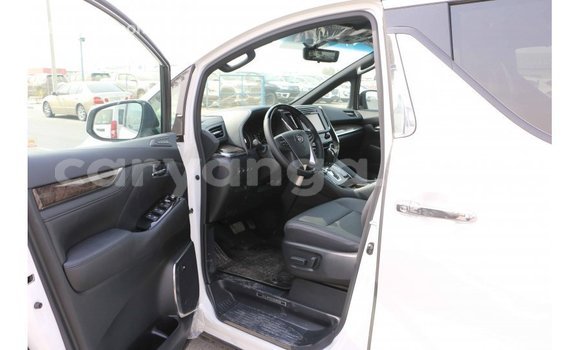 Buy Import Toyota Alphard White Car in Import - Dubai in Malawi Buy Import Toyota Alphard White Car in Import - Dubai in Malawi