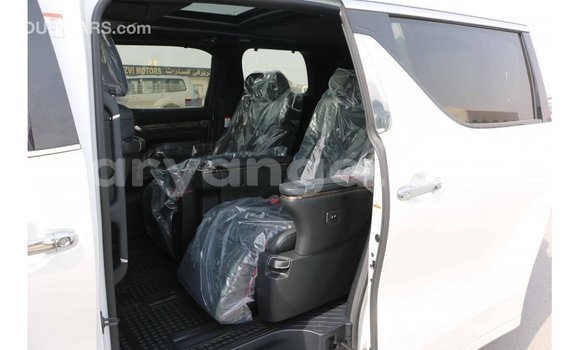 Buy Import Toyota Alphard White Car in Import - Dubai in Malawi Buy Import Toyota Alphard White Car in Import - Dubai in Malawi