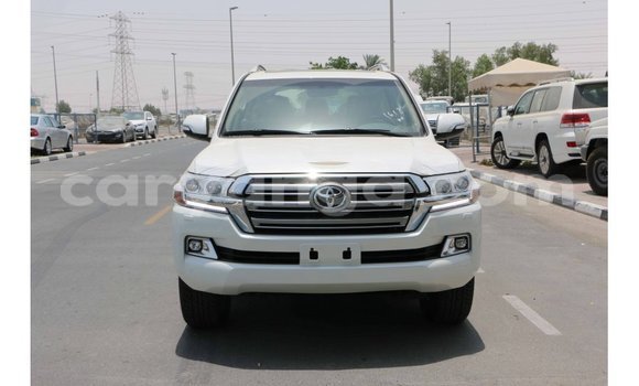 Buy Import Toyota Land Cruiser White Car in Import - Dubai in Malawi Buy Import Toyota Land Cruiser White Car in Import - Dubai in Malawi