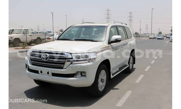 Buy Import Toyota Land Cruiser White Car in Import - Dubai in Malawi Buy Import Toyota Land Cruiser White Car in Import - Dubai in Malawi
