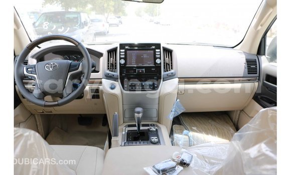 Buy Import Toyota Land Cruiser White Car in Import - Dubai in Malawi Buy Import Toyota Land Cruiser White Car in Import - Dubai in Malawi