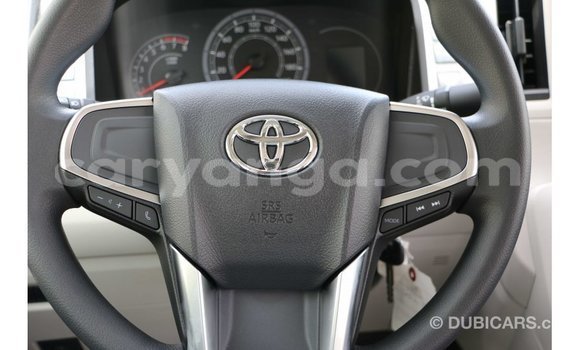 Buy Import Toyota Hiace White Car in Import - Dubai in Malawi Buy Import Toyota Hiace White Car in Import - Dubai in Malawi