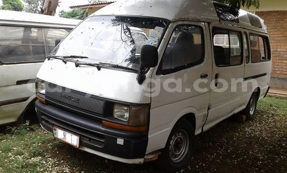 Buy Used Toyota Hiace White Car in Limbe in Malawi Buy Used Toyota Hiace White Car in Limbe in Malawi