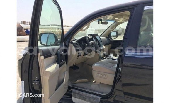 Buy Import Toyota Land Cruiser Black Car in Import - Dubai in Malawi Buy Import Toyota Land Cruiser Black Car in Import - Dubai in Malawi