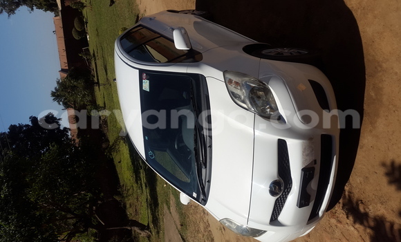 Buy New Toyota Vitz White Car in Lilongwe in Malawi Buy New Toyota Vitz White Car in Lilongwe in Malawi