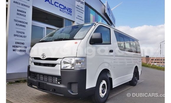 Buy Import Toyota Hiace White Car in Import - Dubai in Malawi Buy Import Toyota Hiace White Car in Import - Dubai in Malawi