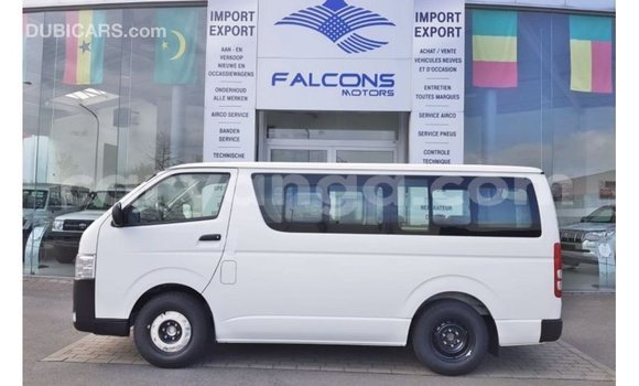 Buy Import Toyota Hiace White Car in Import - Dubai in Malawi Buy Import Toyota Hiace White Car in Import - Dubai in Malawi
