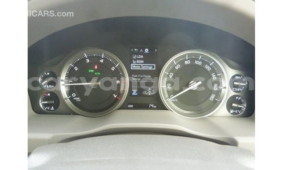Buy Import Toyota Land Cruiser White Car in Import - Dubai in Malawi Buy Import Toyota Land Cruiser White Car in Import - Dubai in Malawi