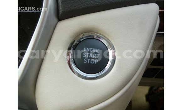Buy Import Toyota Land Cruiser White Car in Import - Dubai in Malawi Buy Import Toyota Land Cruiser White Car in Import - Dubai in Malawi