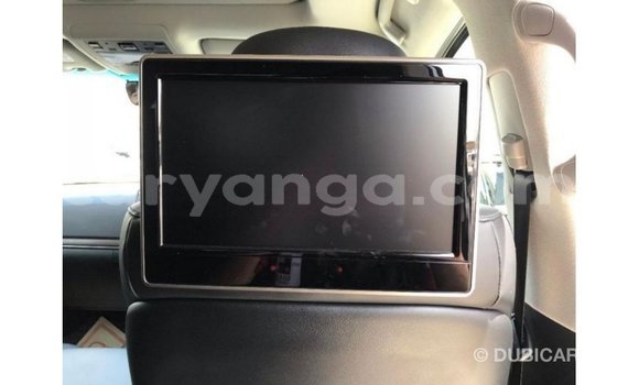 Nunua Imported Toyota Land Cruiser White Gari ndani ya Import - Dubai nchini Malawi Nunua Imported Toyota Land Cruiser White Gari ndani ya Import - Dubai nchini Malawi