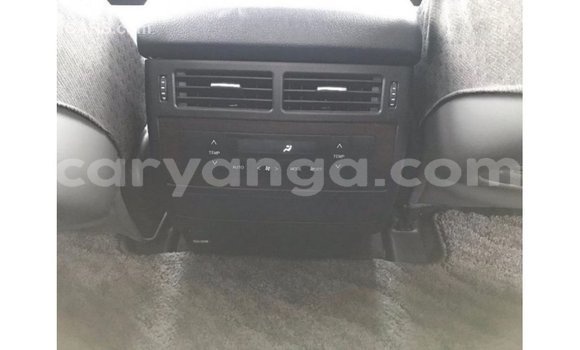 Nunua Imported Toyota Land Cruiser White Gari ndani ya Import - Dubai nchini Malawi Nunua Imported Toyota Land Cruiser White Gari ndani ya Import - Dubai nchini Malawi