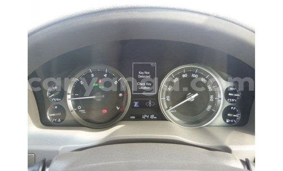 Buy Import Toyota Land Cruiser White Car in Import - Dubai in Malawi Buy Import Toyota Land Cruiser White Car in Import - Dubai in Malawi