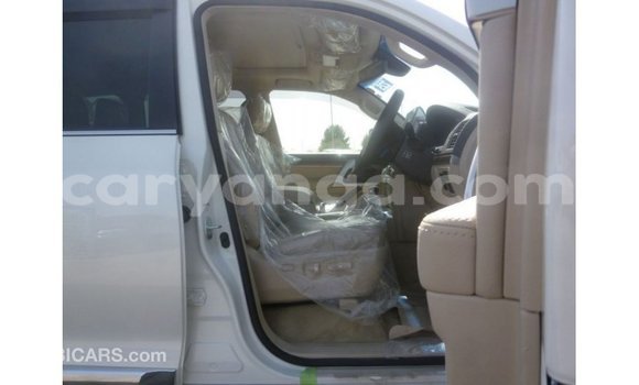 Buy Import Toyota Land Cruiser White Car in Import - Dubai in Malawi Buy Import Toyota Land Cruiser White Car in Import - Dubai in Malawi
