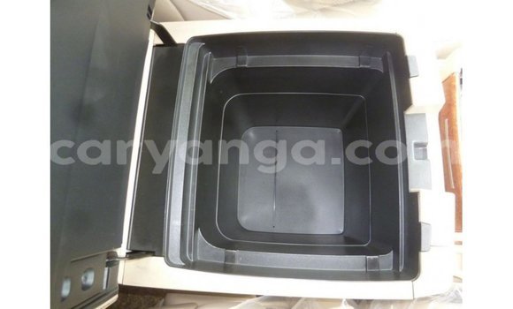 Buy Import Toyota Land Cruiser White Car in Import - Dubai in Malawi Buy Import Toyota Land Cruiser White Car in Import - Dubai in Malawi