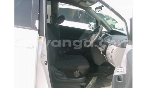 Buy Import Toyota Noah White Car in Import - Dubai in Malawi Buy Import Toyota Noah White Car in Import - Dubai in Malawi