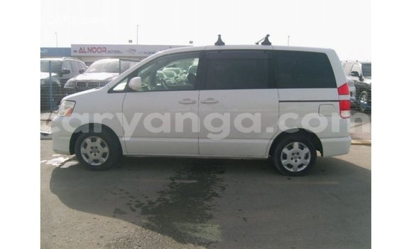 Buy Import Toyota Noah White Car in Import - Dubai in Malawi Buy Import Toyota Noah White Car in Import - Dubai in Malawi