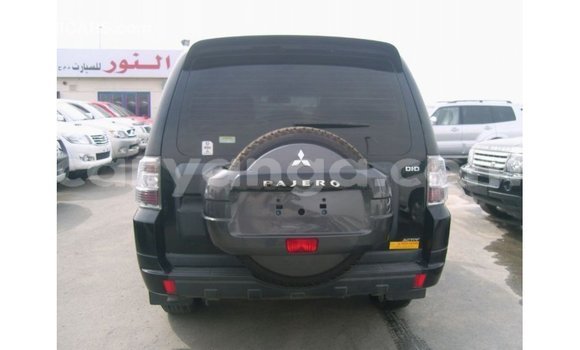 Buy Import Mitsubishi Pajero Black Car in Import - Dubai in Malawi Buy Import Mitsubishi Pajero Black Car in Import - Dubai in Malawi
