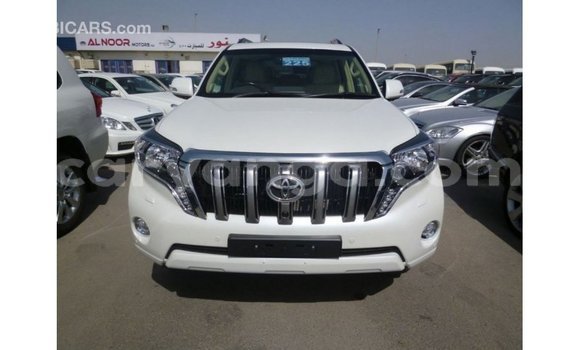 Acheter Import Voiture Toyota Prado Blanc à Import - Dubai, Malawi Acheter Import Voiture Toyota Prado Blanc à Import - Dubai, Malawi