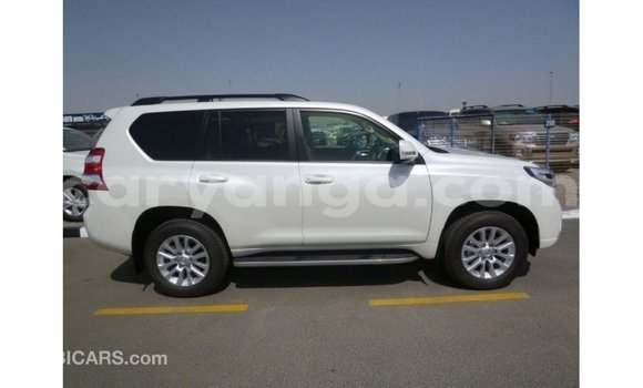 Acheter Import Voiture Toyota Prado Blanc à Import - Dubai, Malawi Acheter Import Voiture Toyota Prado Blanc à Import - Dubai, Malawi
