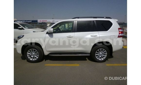 Acheter Import Voiture Toyota Prado Blanc à Import - Dubai, Malawi Acheter Import Voiture Toyota Prado Blanc à Import - Dubai, Malawi