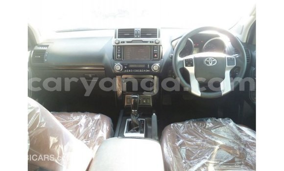 Acheter Import Voiture Toyota Prado Blanc à Import - Dubai, Malawi Acheter Import Voiture Toyota Prado Blanc à Import - Dubai, Malawi