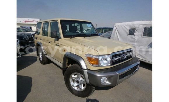 Acheter Import Voiture Toyota Land Cruiser Beige à Import - Dubai, Malawi Acheter Import Voiture Toyota Land Cruiser Beige à Import - Dubai, Malawi