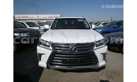 Acheter Import Voiture Lexus LX Blanc à Import - Dubai, Malawi Acheter Import Voiture Lexus LX Blanc à Import - Dubai, Malawi