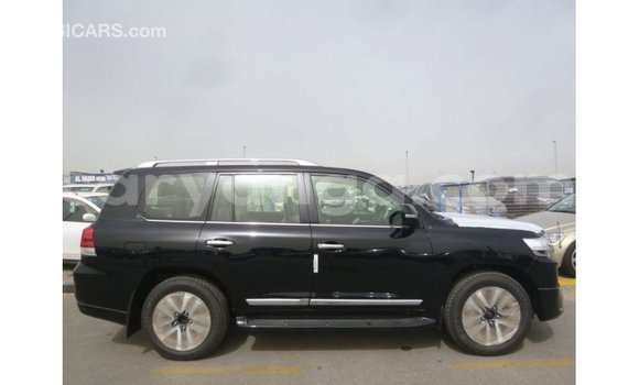Acheter Import Voiture Toyota Land Cruiser Noir à Import - Dubai, Malawi Acheter Import Voiture Toyota Land Cruiser Noir à Import - Dubai, Malawi