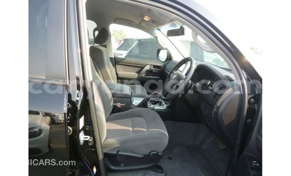 Acheter Import Voiture Toyota Land Cruiser Noir à Import - Dubai, Malawi Acheter Import Voiture Toyota Land Cruiser Noir à Import - Dubai, Malawi