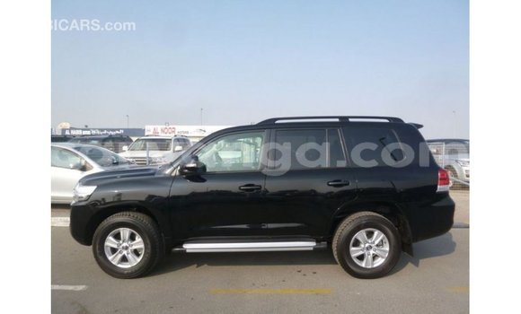 Acheter Import Voiture Toyota Land Cruiser Noir à Import - Dubai, Malawi Acheter Import Voiture Toyota Land Cruiser Noir à Import - Dubai, Malawi