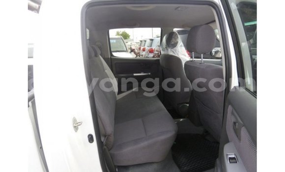Buy Import Toyota Hilux White Car in Import - Dubai in Malawi Buy Import Toyota Hilux White Car in Import - Dubai in Malawi