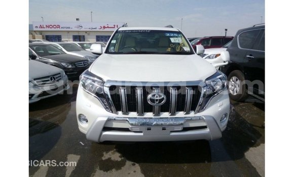 Acheter Import Voiture Toyota Prado Blanc à Import - Dubai, Malawi Acheter Import Voiture Toyota Prado Blanc à Import - Dubai, Malawi