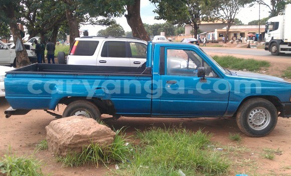 Buy Used Toyota Hilux Blue Car in Lilongwe in Malawi Buy Used Toyota Hilux Blue Car in Lilongwe in Malawi