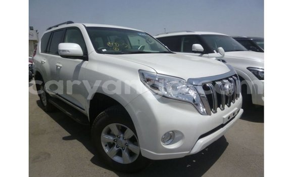 Acheter Import Voiture Toyota Prado Blanc à Import - Dubai, Malawi Acheter Import Voiture Toyota Prado Blanc à Import - Dubai, Malawi