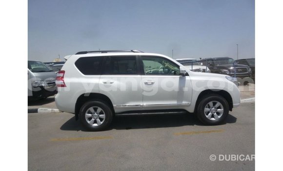 Acheter Import Voiture Toyota Prado Blanc à Import - Dubai, Malawi Acheter Import Voiture Toyota Prado Blanc à Import - Dubai, Malawi