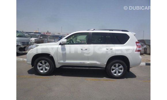 Acheter Import Voiture Toyota Prado Blanc à Import - Dubai, Malawi Acheter Import Voiture Toyota Prado Blanc à Import - Dubai, Malawi