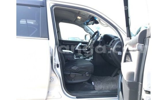 Acheter Import Voiture Toyota Land Cruiser Autre à Import - Dubai, Malawi Acheter Import Voiture Toyota Land Cruiser Autre à Import - Dubai, Malawi