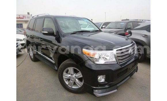Acheter Import Voiture Toyota Land Cruiser Noir à Import - Dubai, Malawi Acheter Import Voiture Toyota Land Cruiser Noir à Import - Dubai, Malawi