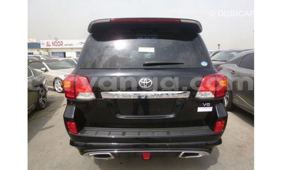 Acheter Import Voiture Toyota Land Cruiser Noir à Import - Dubai, Malawi Acheter Import Voiture Toyota Land Cruiser Noir à Import - Dubai, Malawi