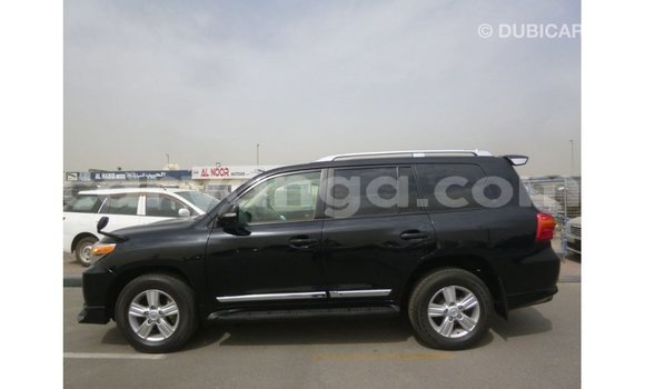 Acheter Import Voiture Toyota Land Cruiser Noir à Import - Dubai, Malawi Acheter Import Voiture Toyota Land Cruiser Noir à Import - Dubai, Malawi