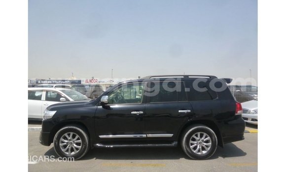 Acheter Import Voiture Toyota Land Cruiser Noir à Import - Dubai, Malawi Acheter Import Voiture Toyota Land Cruiser Noir à Import - Dubai, Malawi