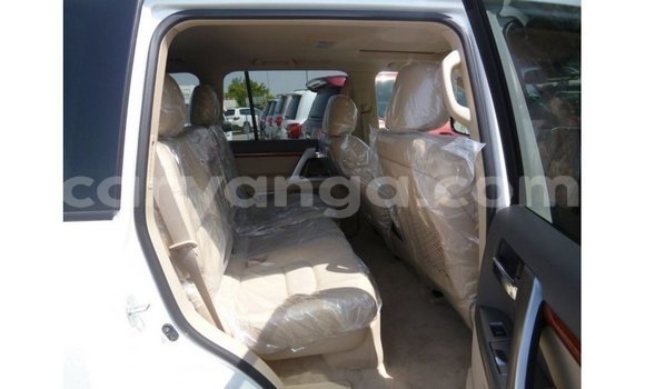 Buy Import Toyota Land Cruiser White Car in Import - Dubai in Malawi Buy Import Toyota Land Cruiser White Car in Import - Dubai in Malawi