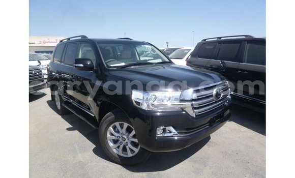 Acheter Import Voiture Toyota Land Cruiser Noir à Import - Dubai, Malawi Acheter Import Voiture Toyota Land Cruiser Noir à Import - Dubai, Malawi