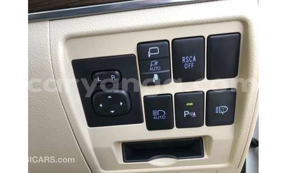Nunua Imported Toyota Land Cruiser White Gari ndani ya Import - Dubai nchini Malawi Nunua Imported Toyota Land Cruiser White Gari ndani ya Import - Dubai nchini Malawi