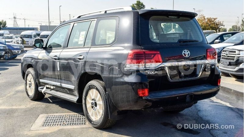 Big with watermark toyota land cruiser malawi import dubai 7622