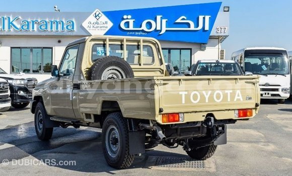 Nunua Imported Toyota Land Cruiser Beige Gari ndani ya Import - Dubai nchini Malawi Nunua Imported Toyota Land Cruiser Beige Gari ndani ya Import - Dubai nchini Malawi